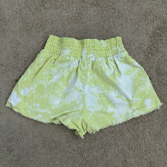 Lime Green Paperbag Shorts Wild Fable Size M - Picture 2 of 5